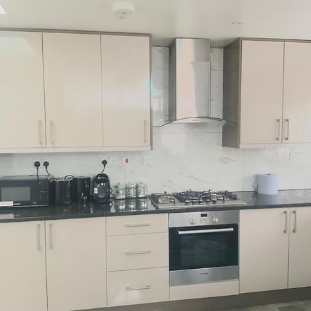 The London En-Suite Ilford Bagian luar foto
