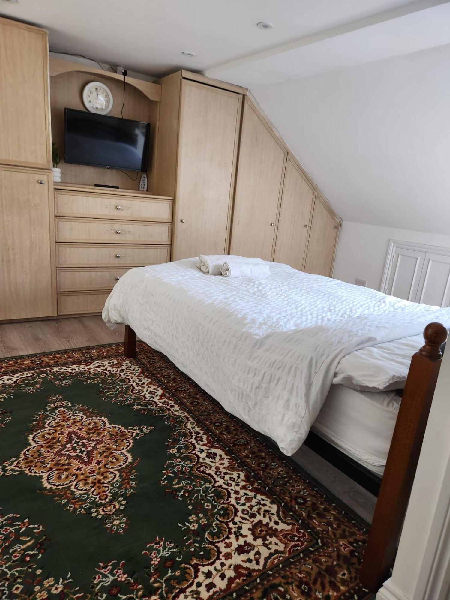 The London En-Suite Ilford Bagian luar foto