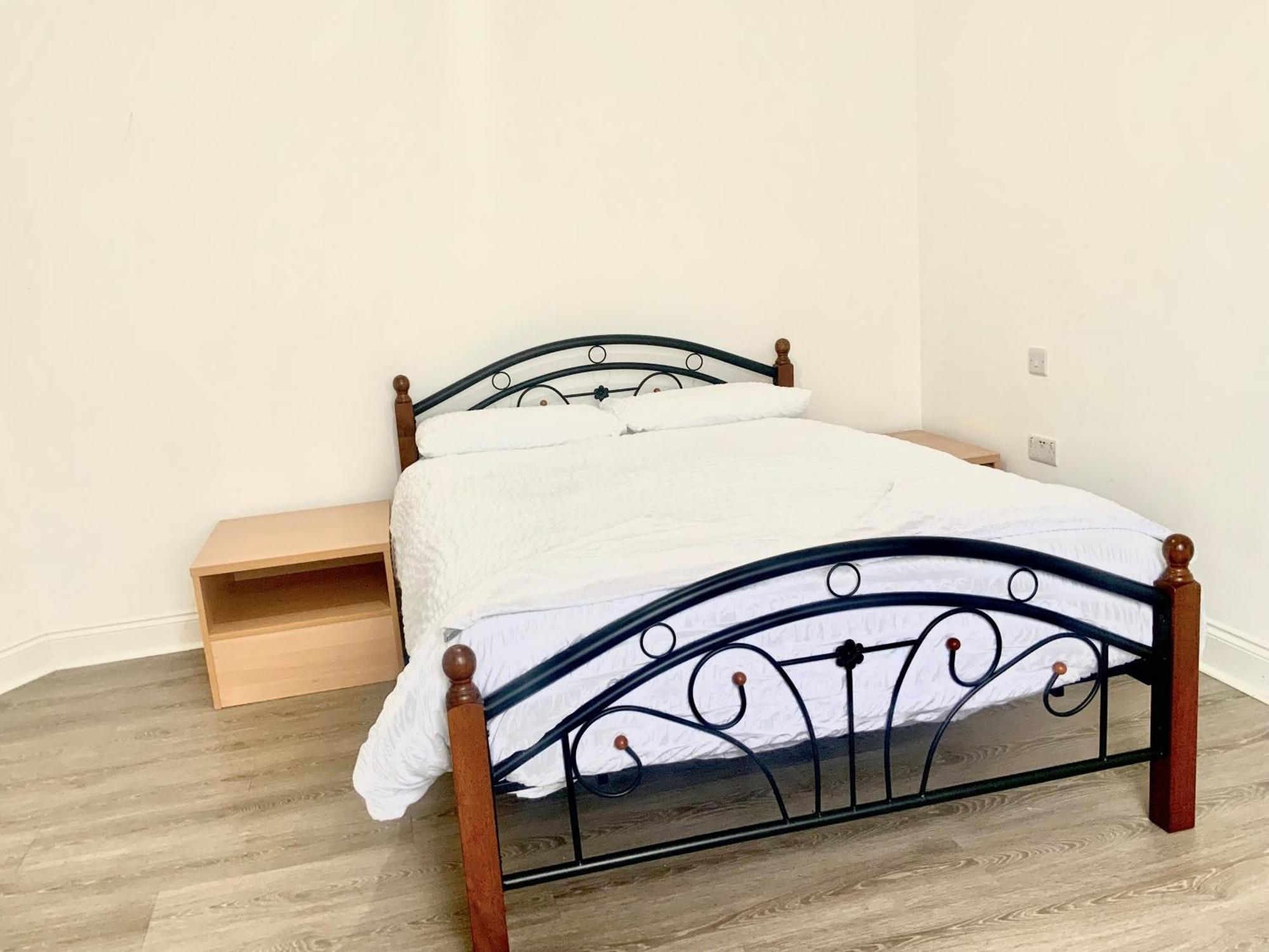 The London En-Suite Ilford Bagian luar foto