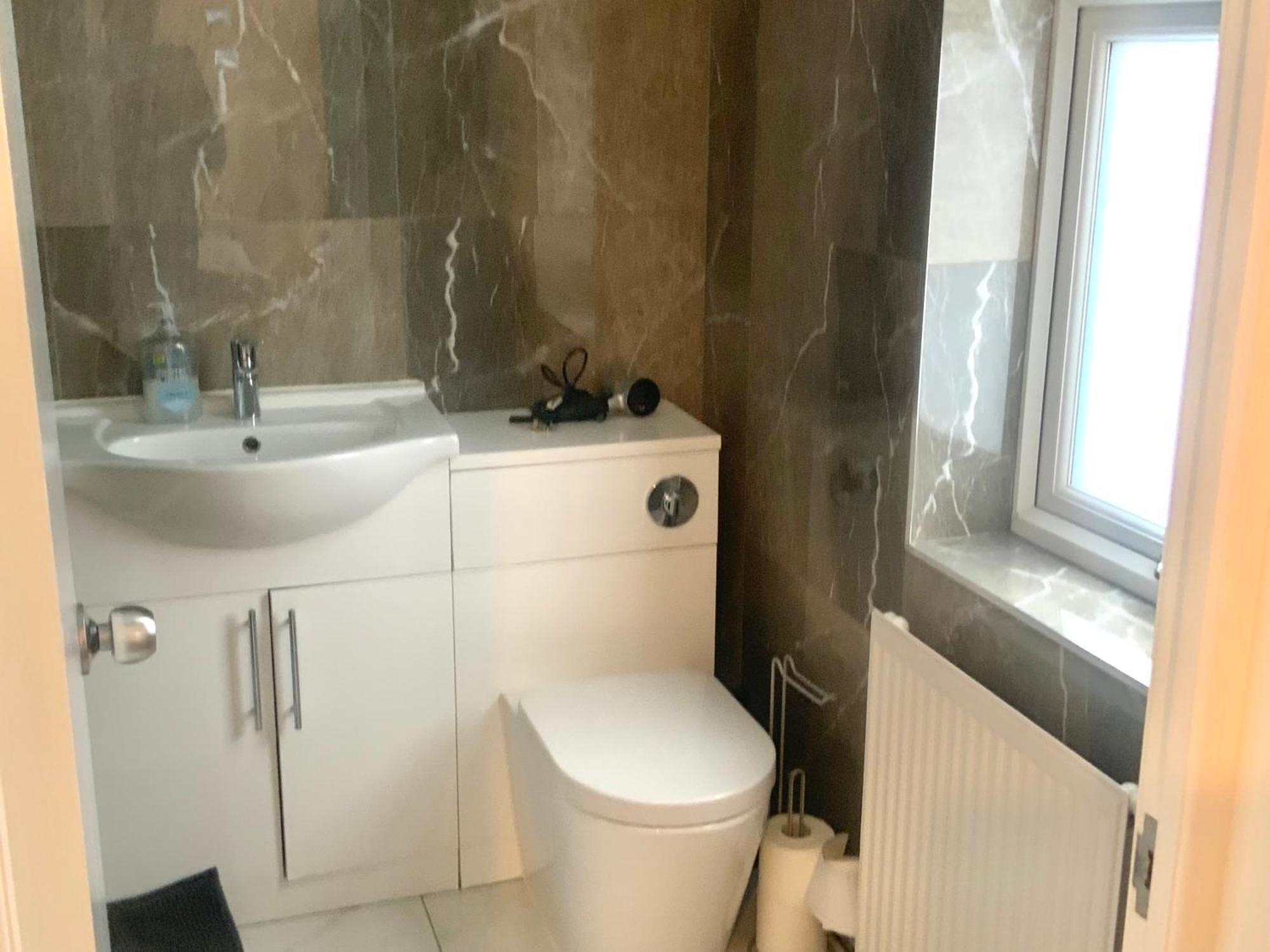 The London En-Suite Ilford Bagian luar foto