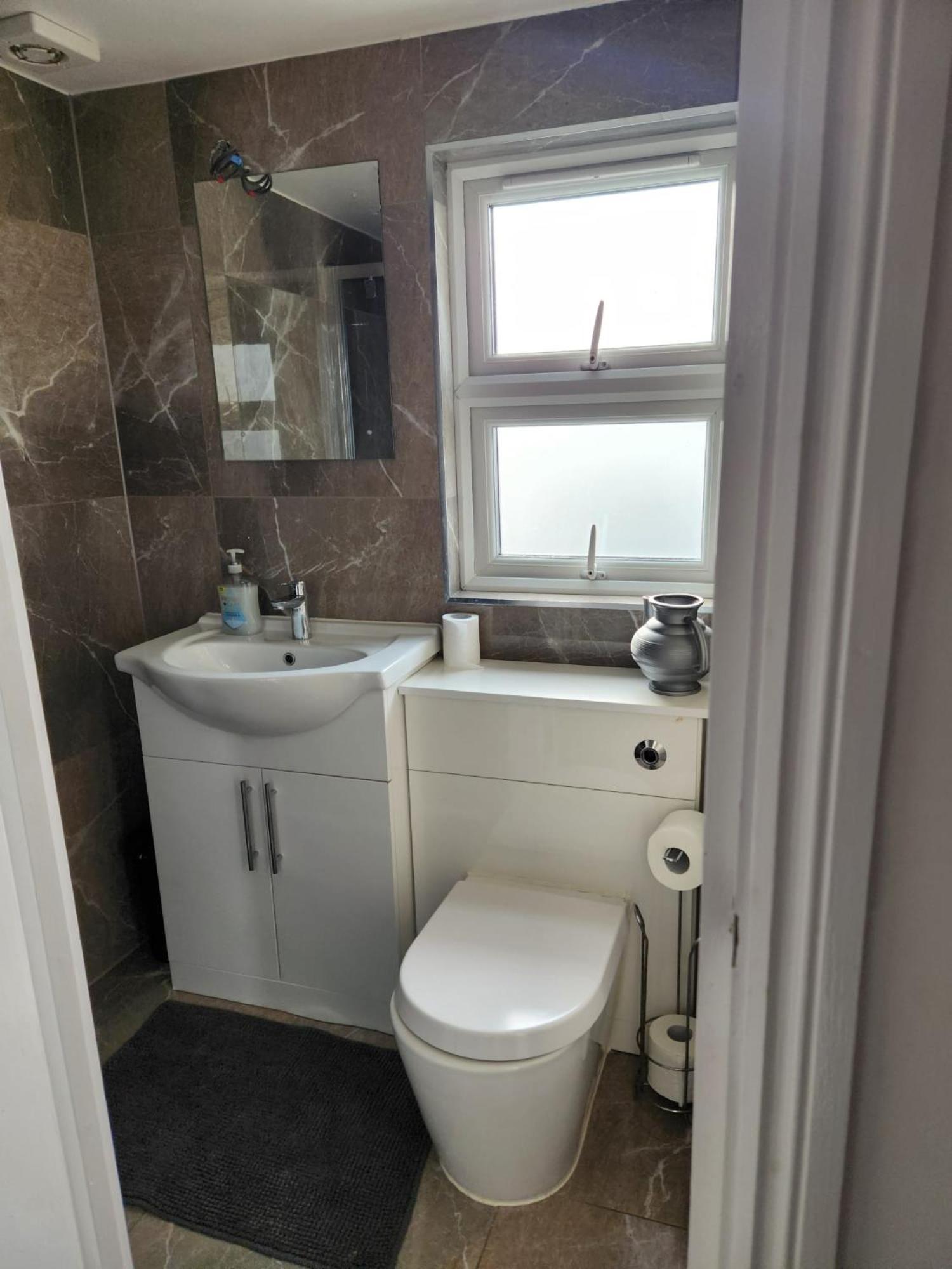 The London En-Suite Ilford Bagian luar foto