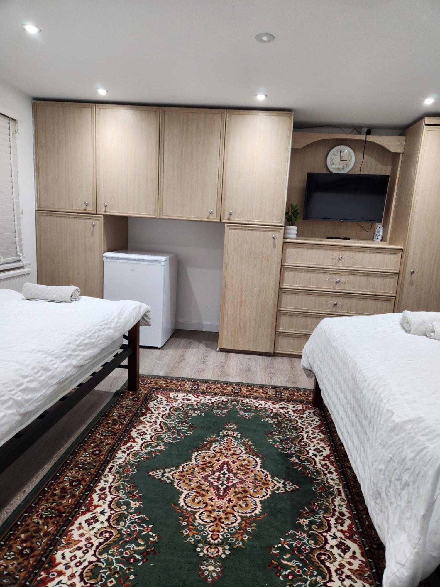 The London En-Suite Ilford Bagian luar foto